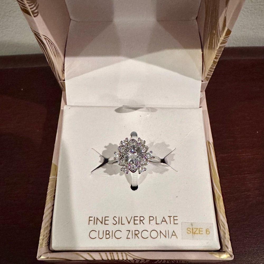 Madison Tyler Fine Silver Plate Cubic Zirconia Ring, Size 6
